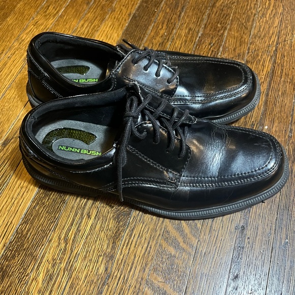 Nunn Bush Men's Classic Black Oxfords - Picture 1 of 4
